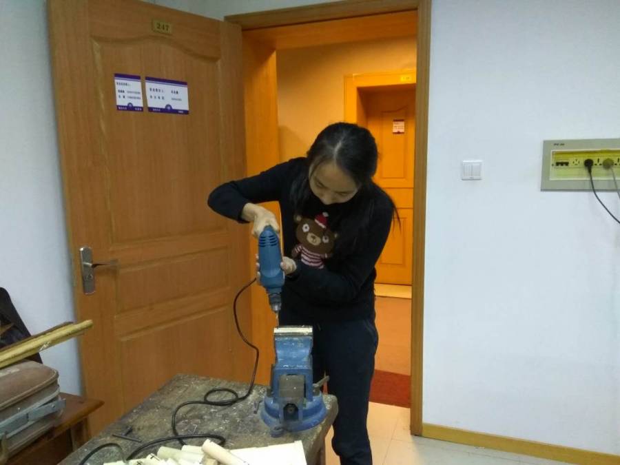 尤然.jpg 尤然.jpg